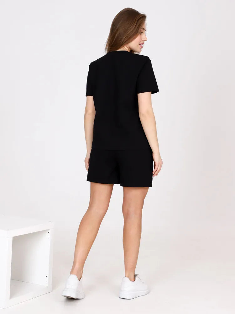 Casual T-shirt and shorts set