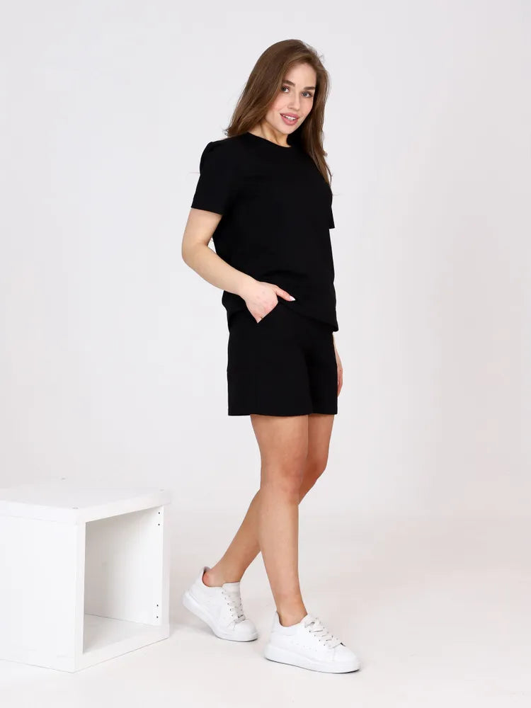 Casual T-shirt and shorts set