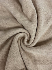 V-ringad tröja med volang i nederkanten