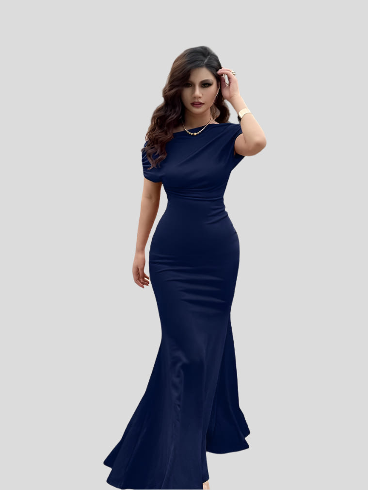 Long and elegant evening dress with draped waist