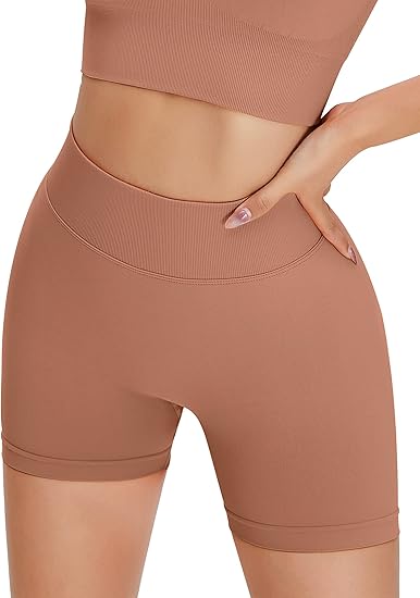 Seamless high-waisted sports shorts