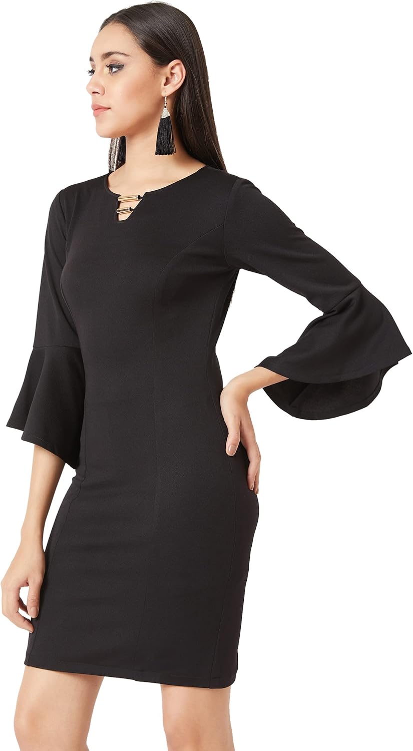 Elegant mini dress with ruffled sleeves