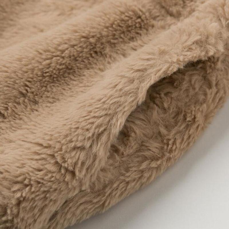 Luxury short fur jacket with collar