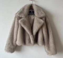 Fluffig päls jaketa