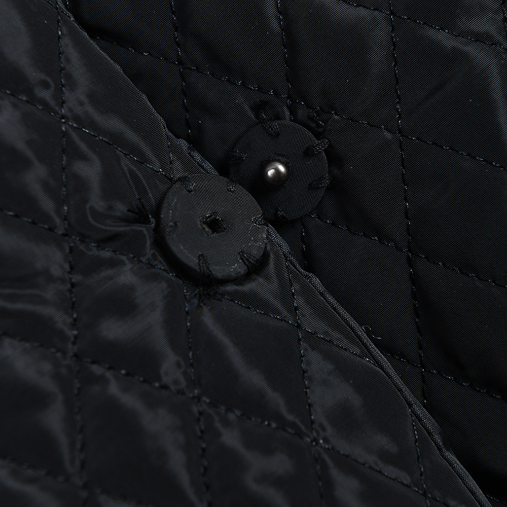 Knälång bomullsjacka med clipsad knapp