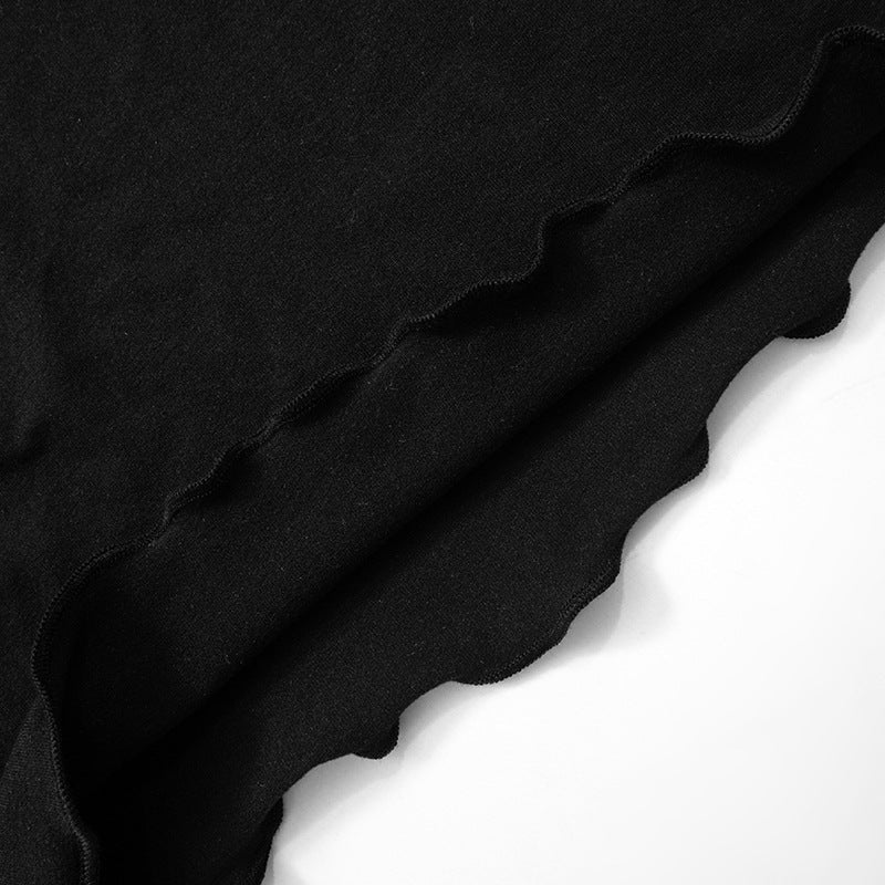 Slim topp med snörningsdetalj