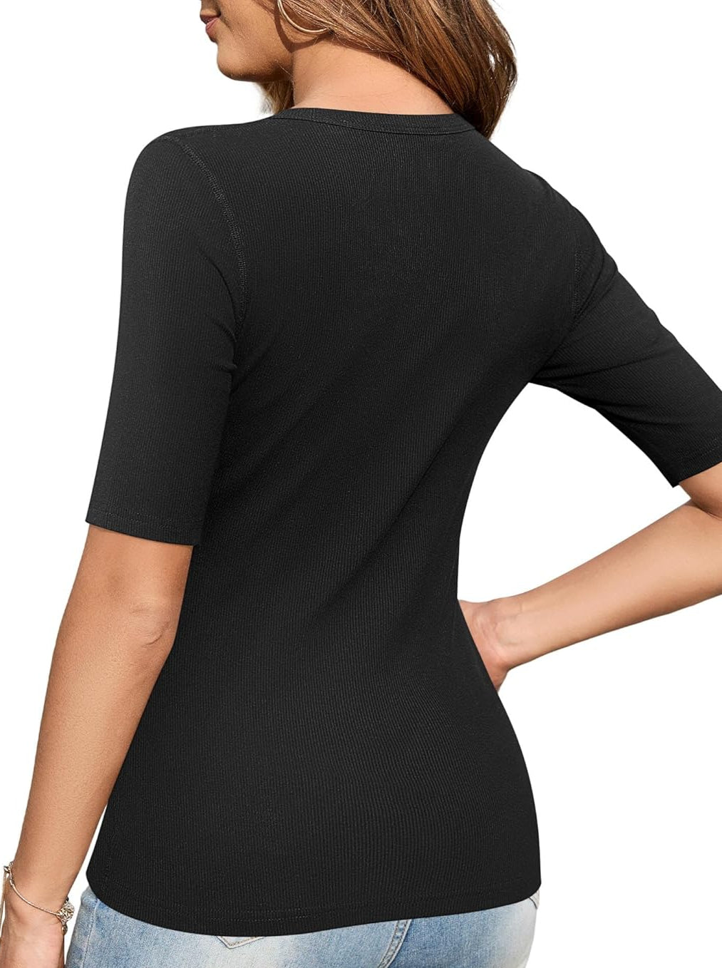 Ribbed top with button details and mid-length sleeves