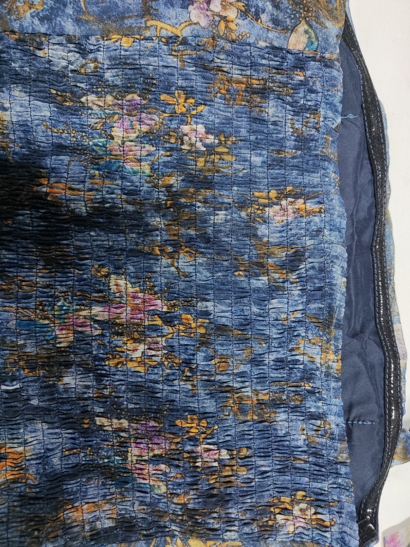 Blommig topp volangväst