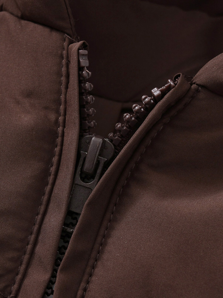 Kort jacka med huva och dragkedja