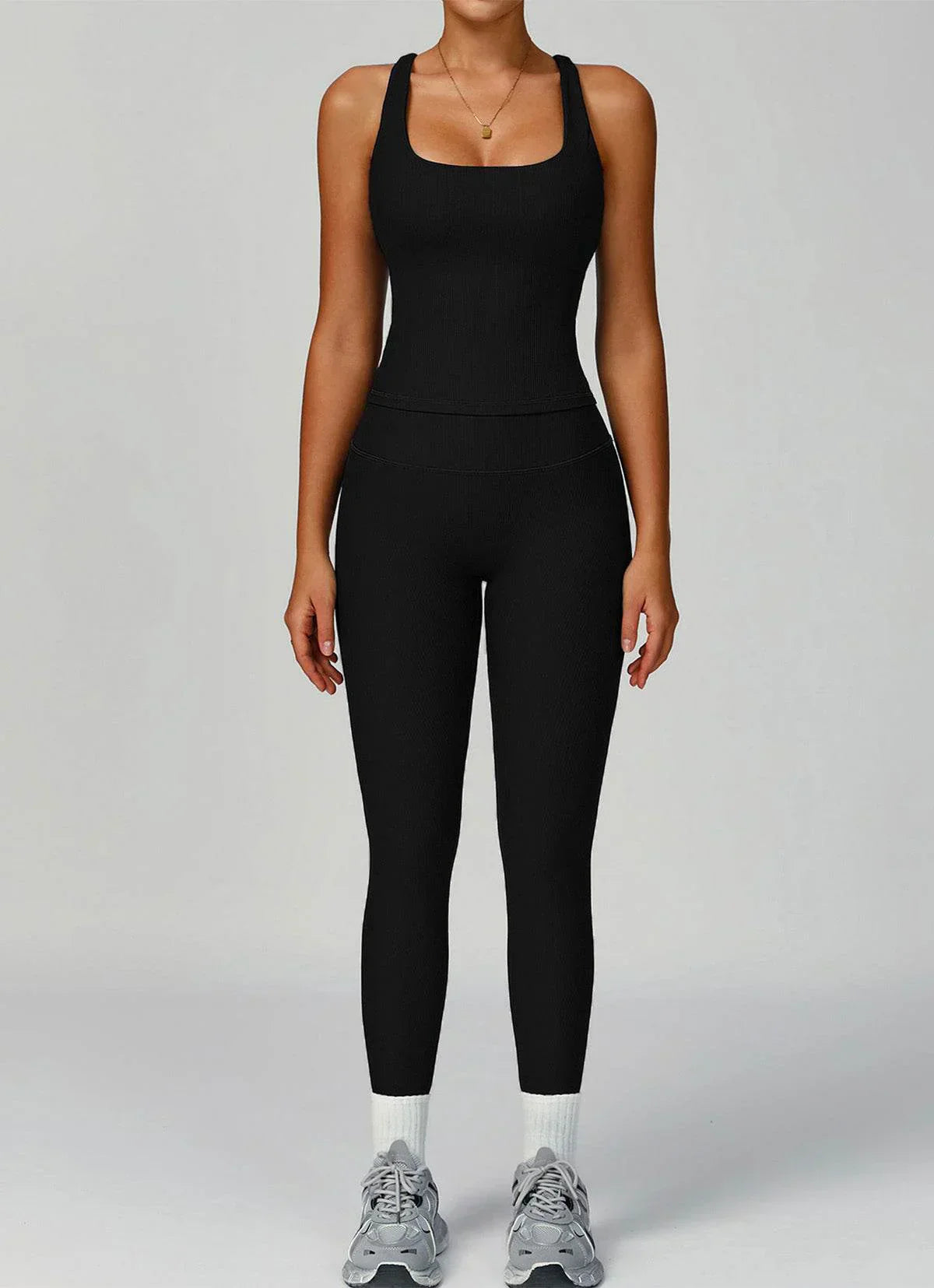 Sports set – top and leggings