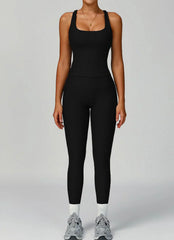 Sports set – top and leggings