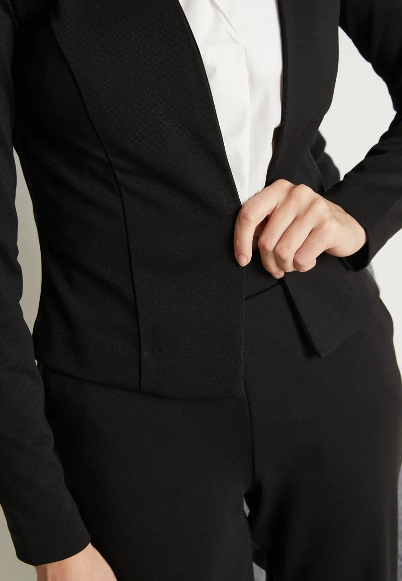 Classic tailored blazer