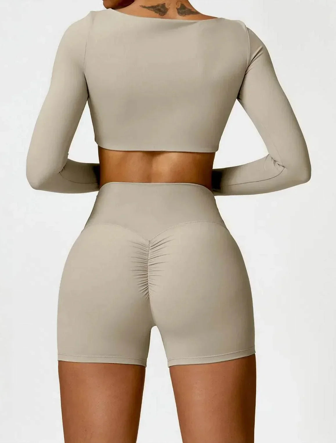 Seamless long sleeve sports set