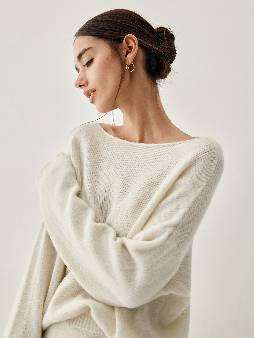 Set with oversized sweater and long dress