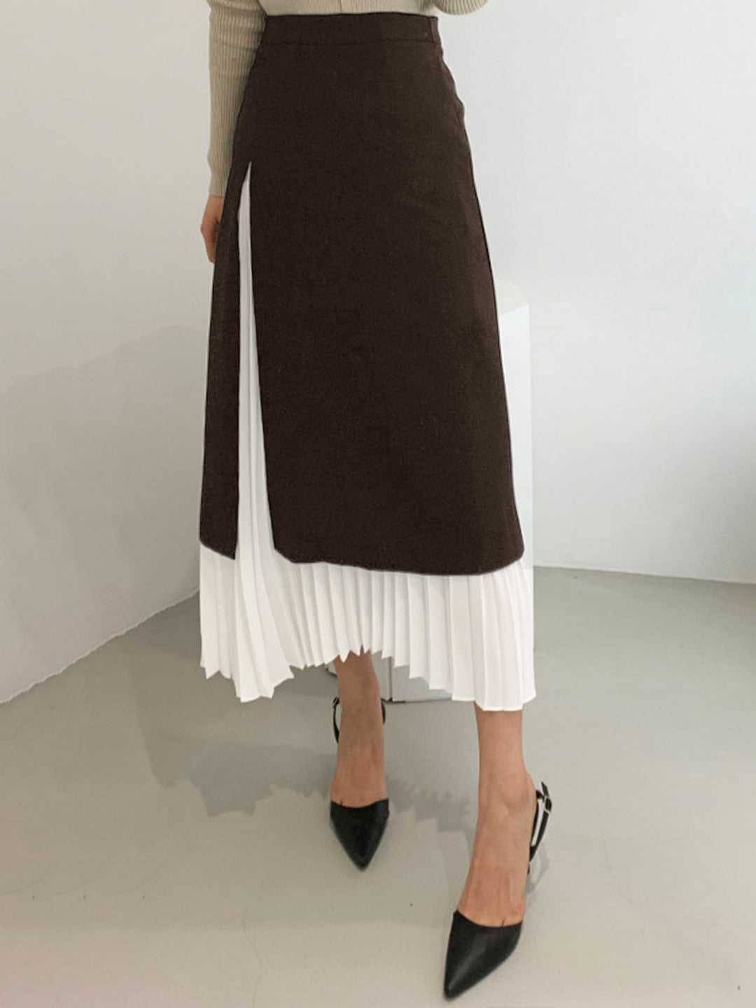 Layered midi pleated skirt
