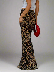 Long skirt with wild print