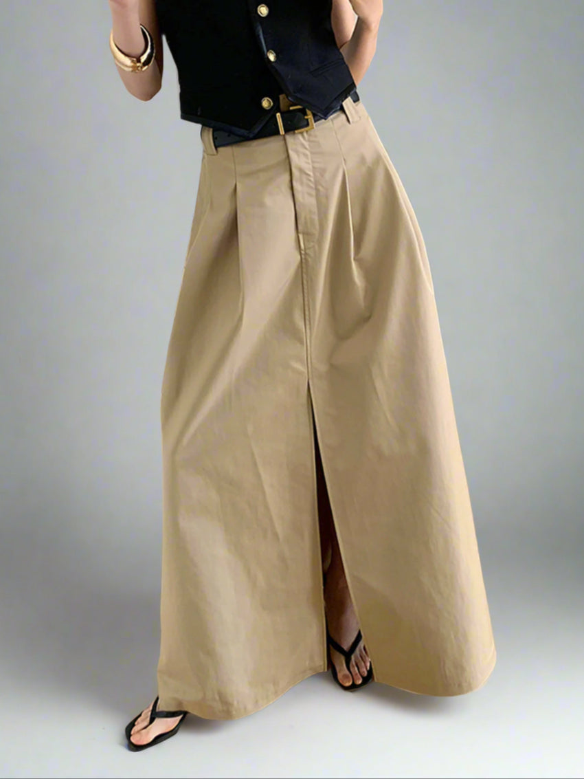 Pleated maxi skirt with front slit