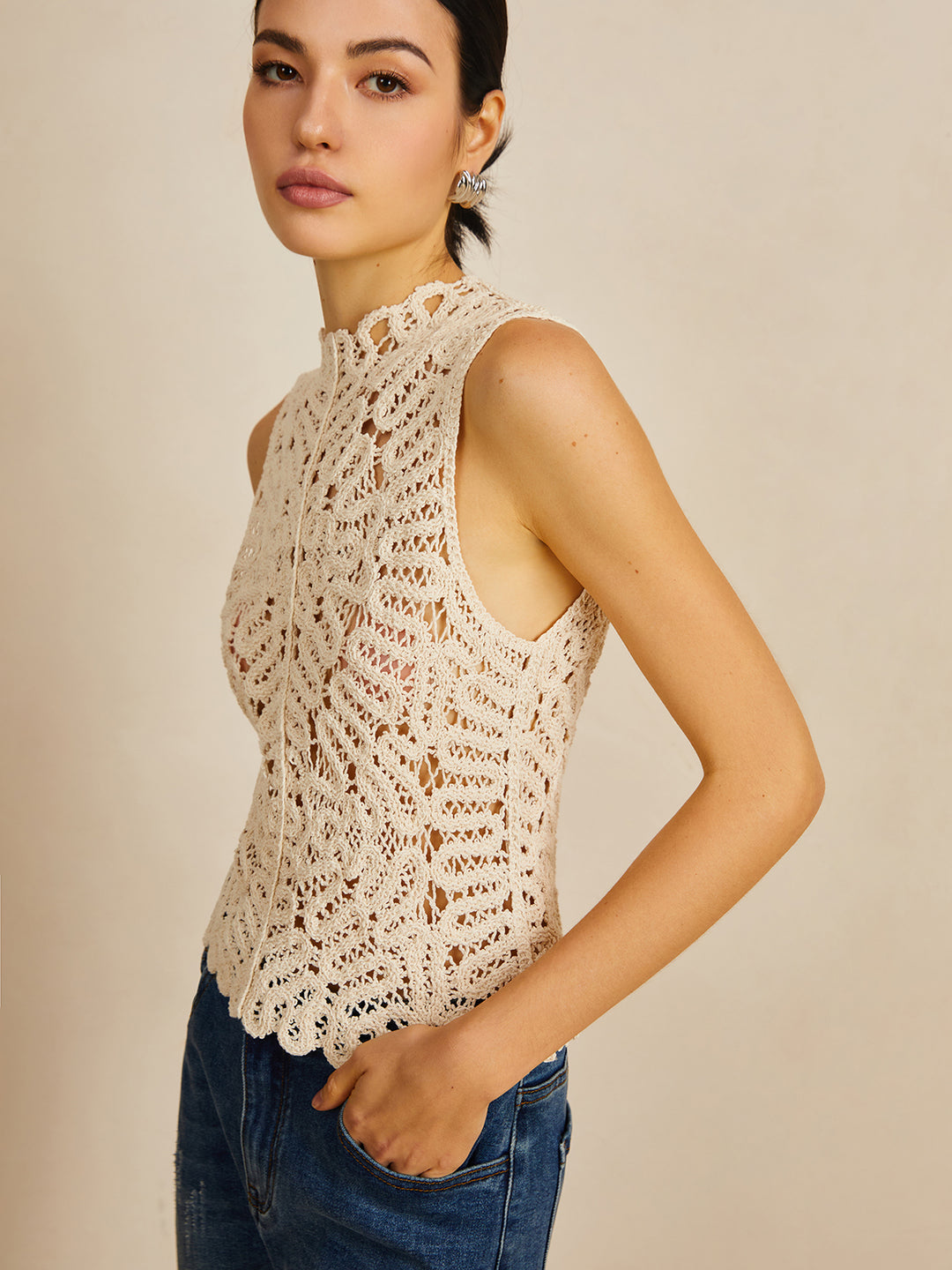 Sleeveless crochet lace top