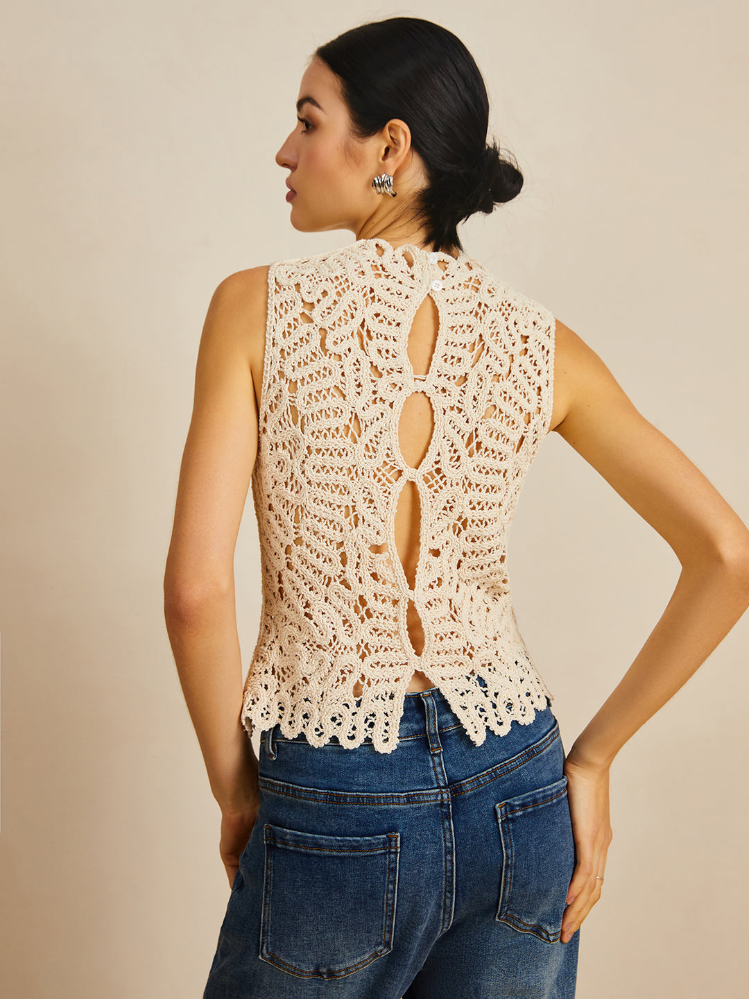 Sleeveless crochet lace top