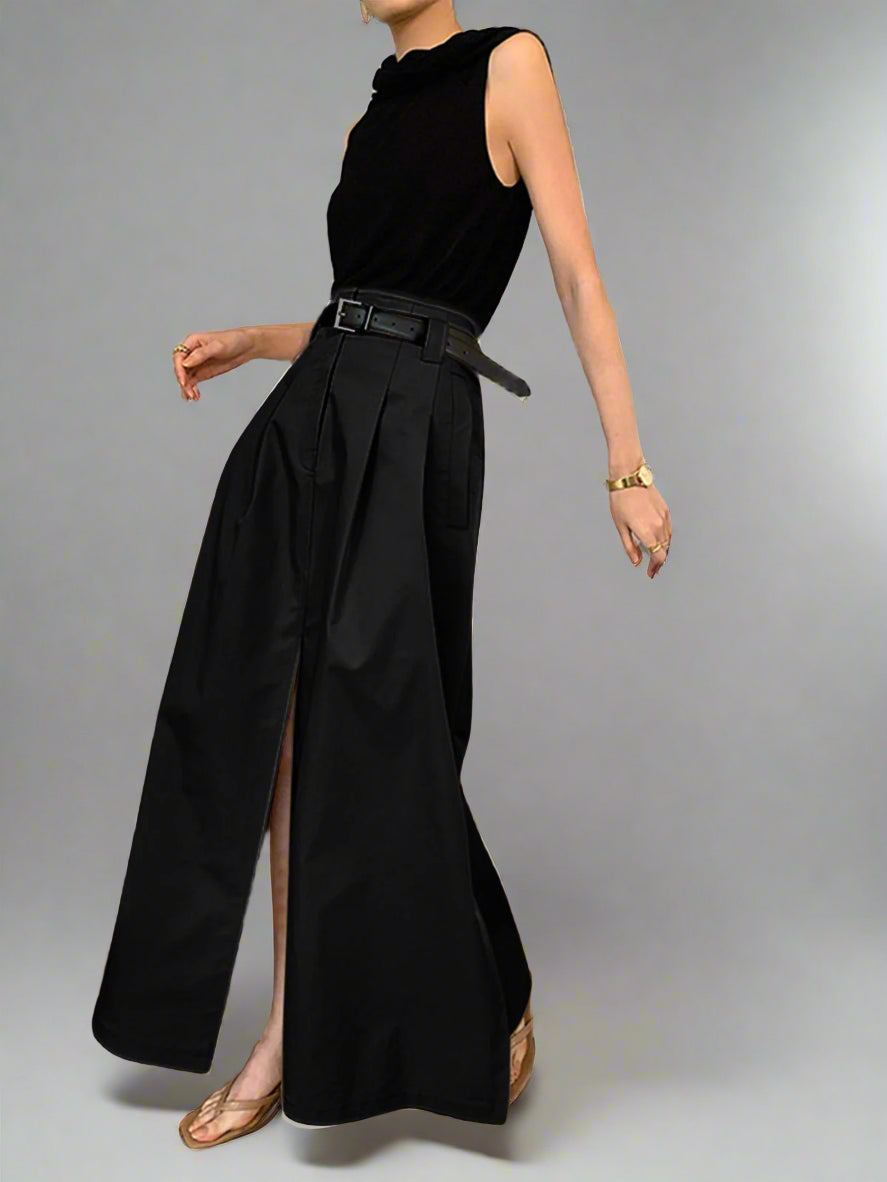 Pleated maxi skirt with front slit