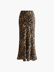 Long skirt with wild print