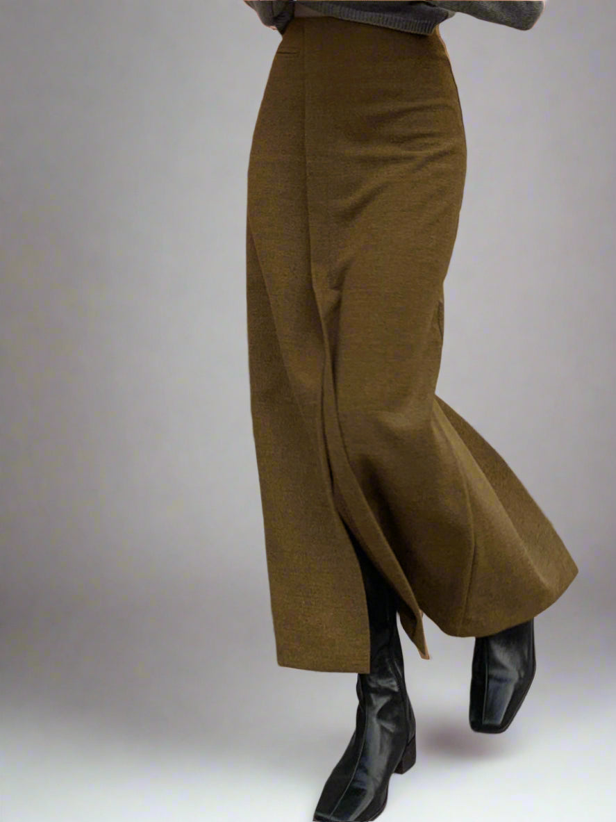 Asymmetrical slit maxi skirt