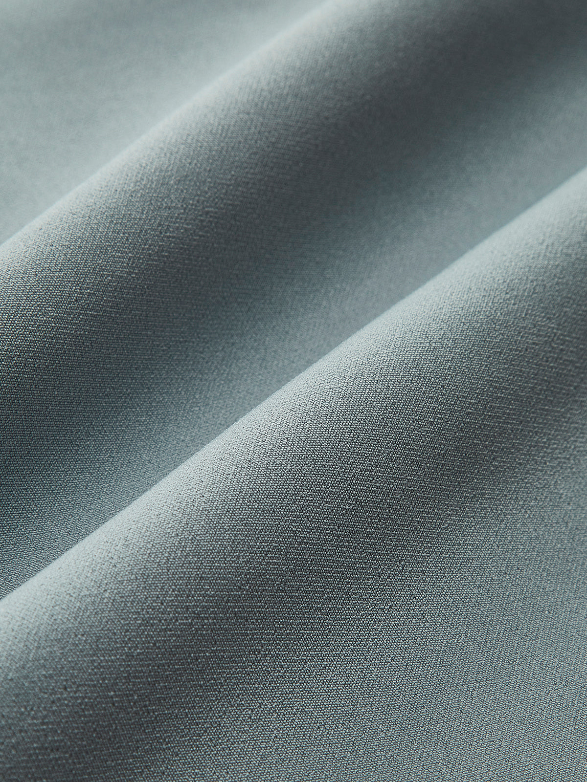 Elegant mini dress with pocket details