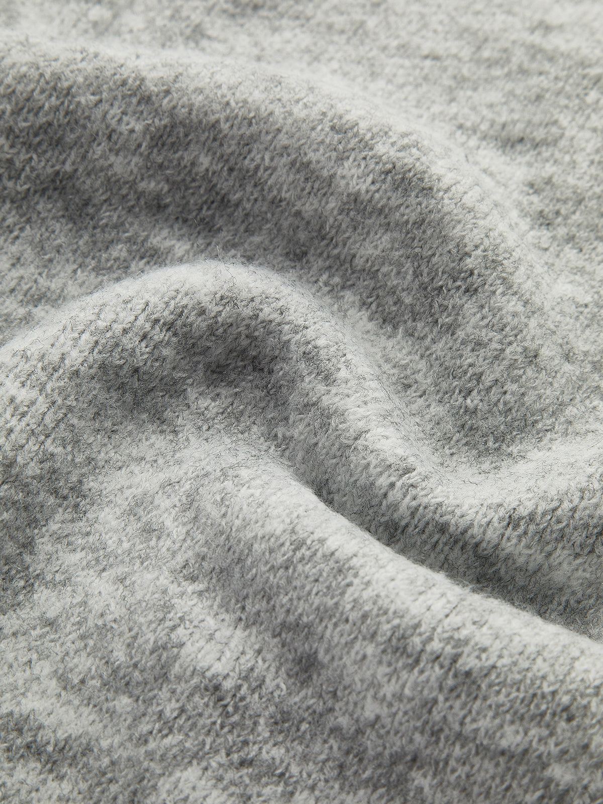 Slim fit knitted zip-up sweater