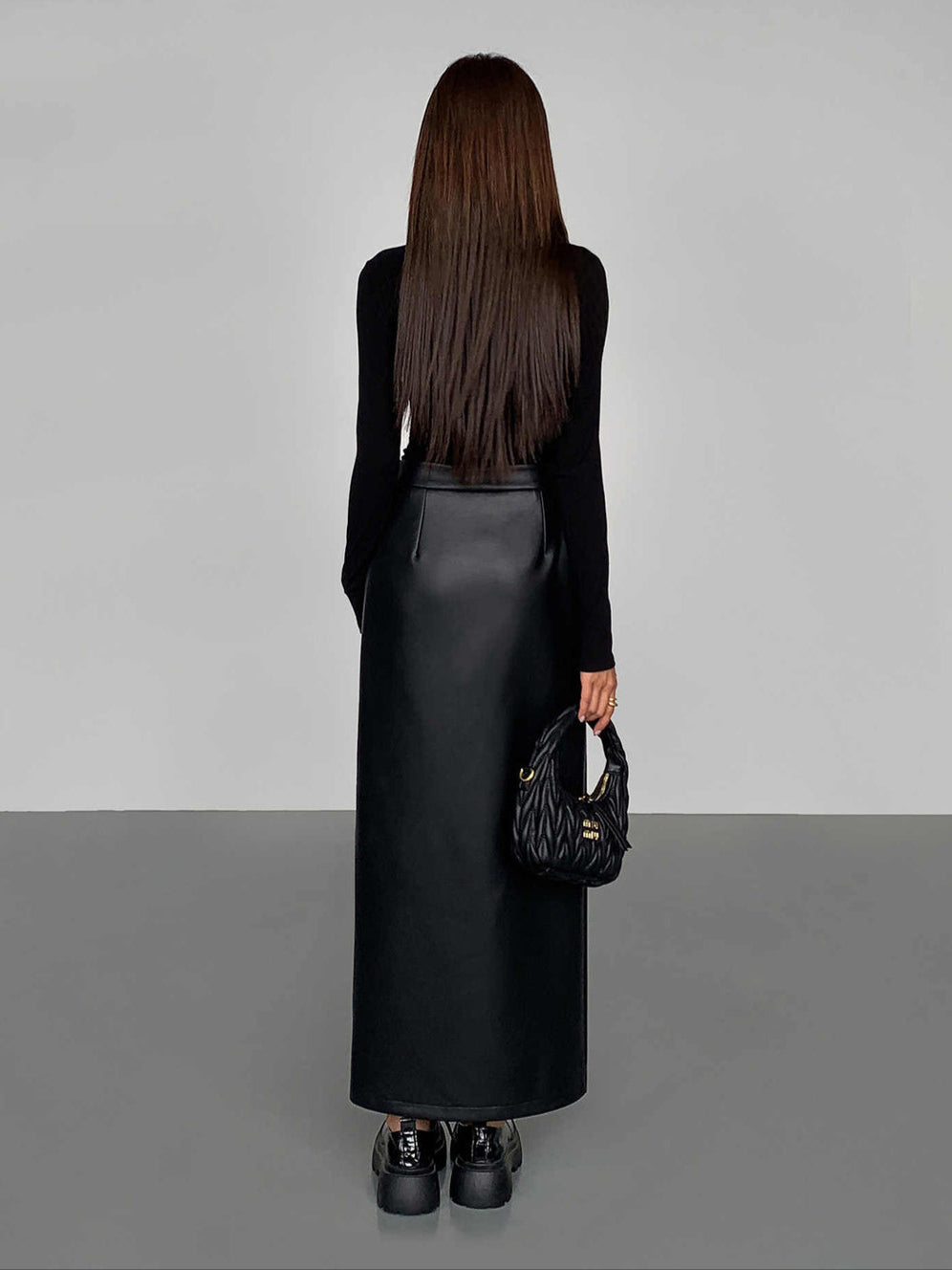 High slit long skirt