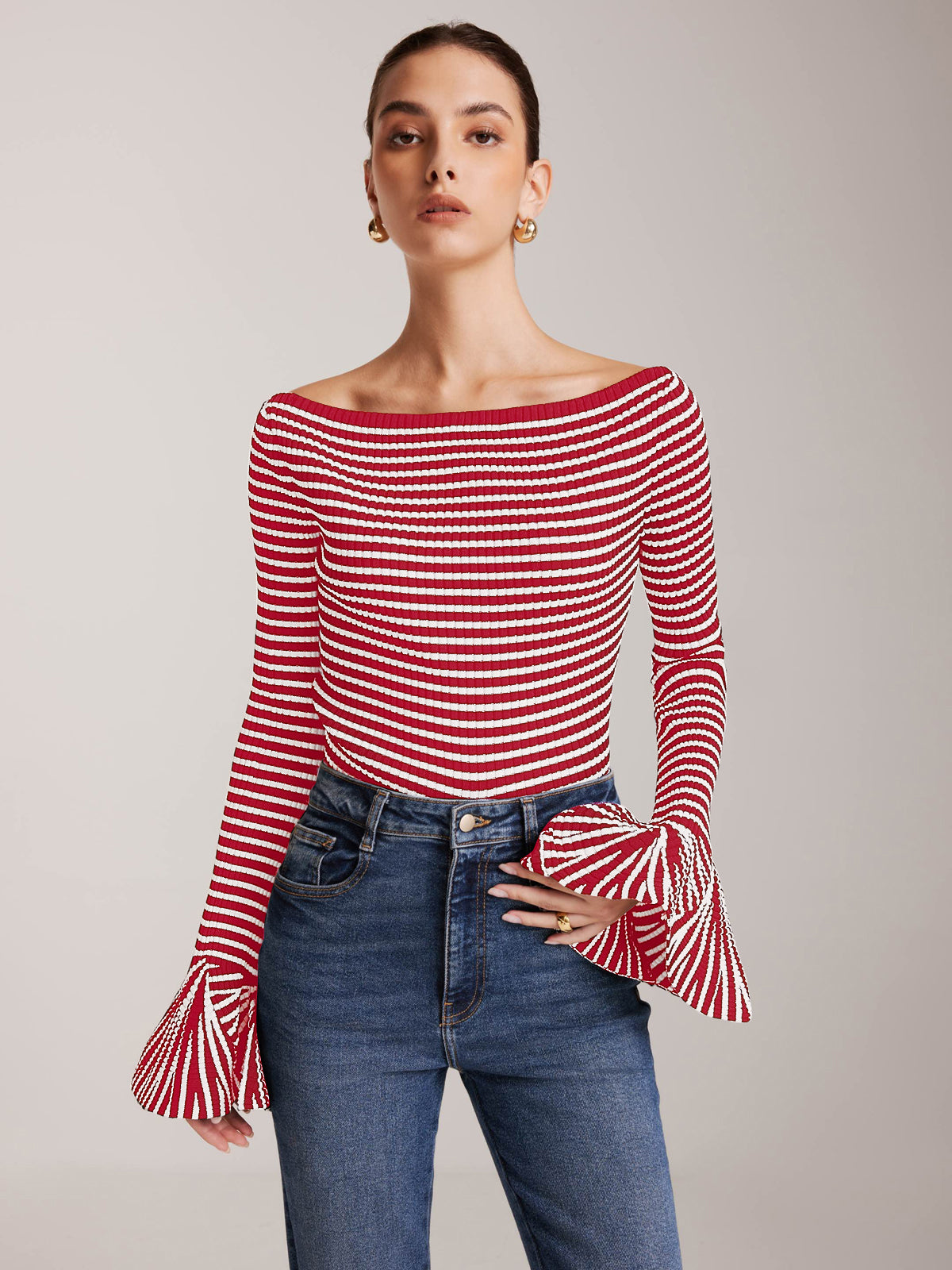 Ribbed patterned top with flared sleeves