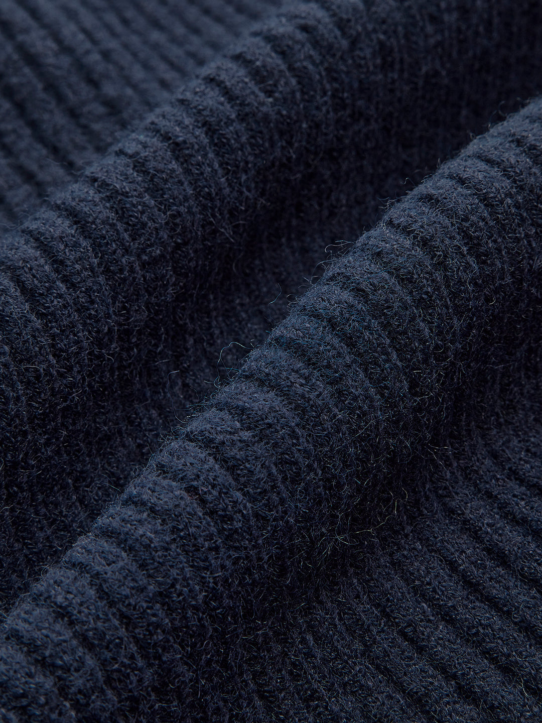 Ribbed cardigan with pearl buttons