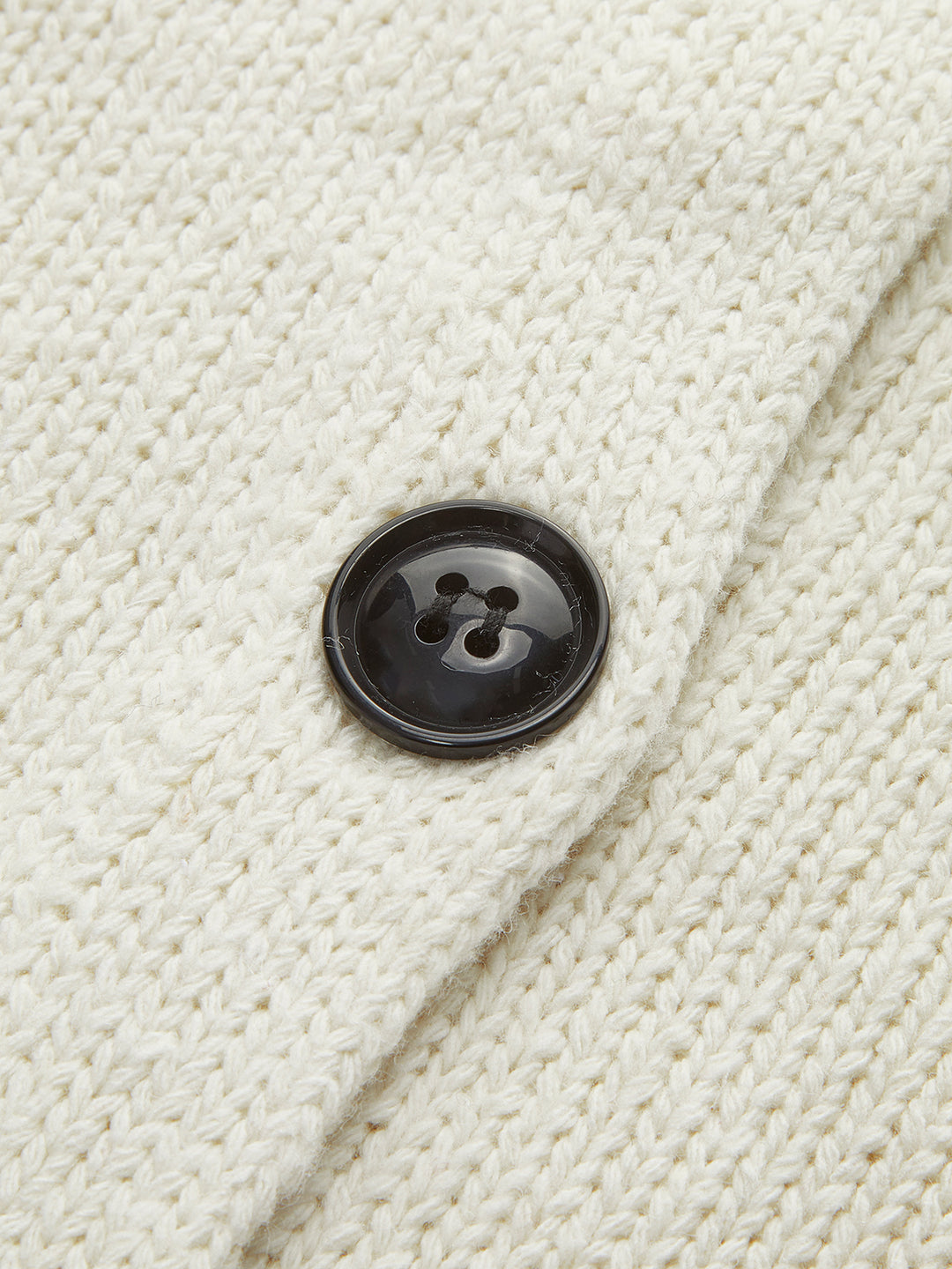 Knitted cardigan with buttons