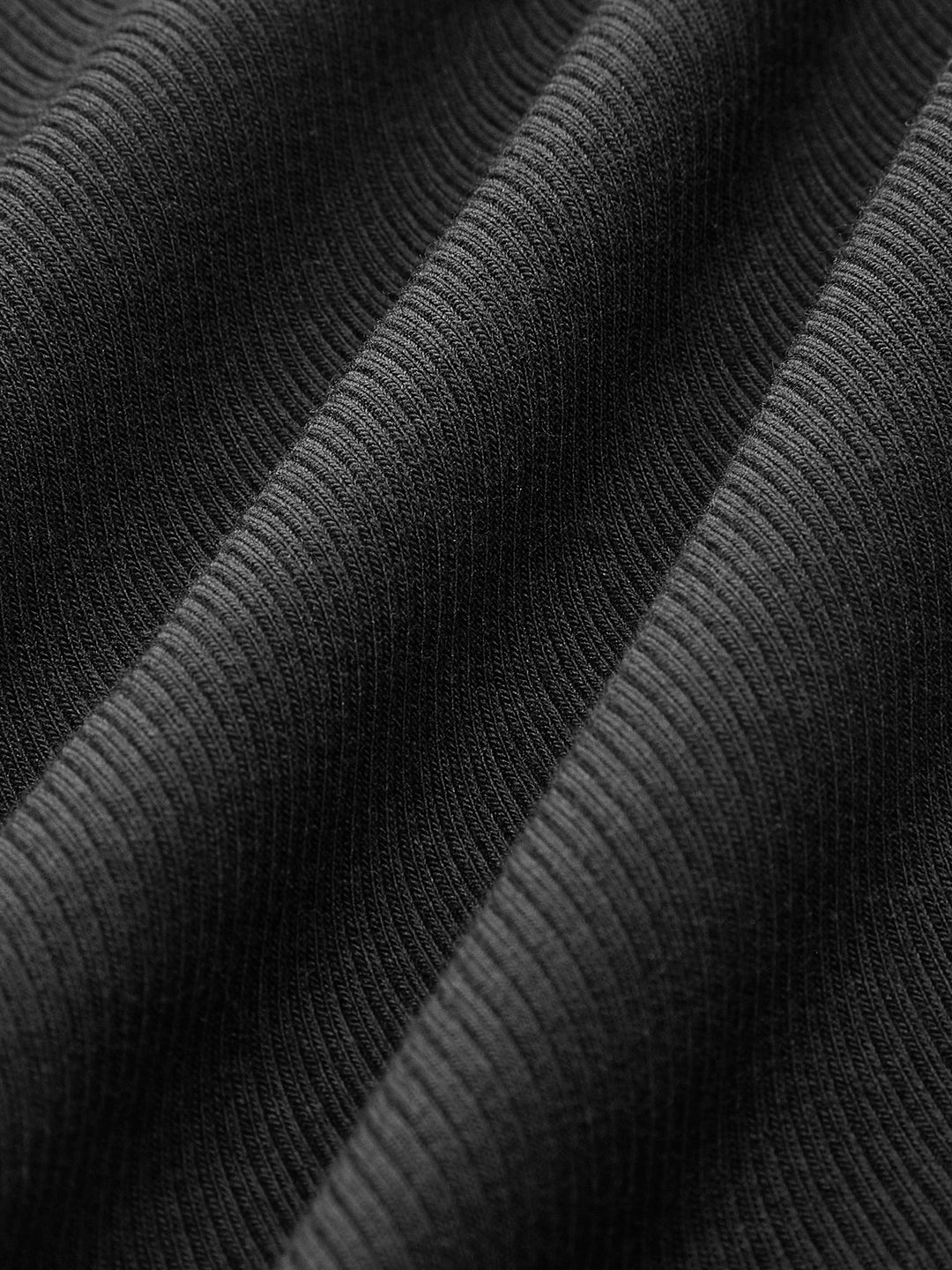 Ribbed tank top with button details on the shoulders