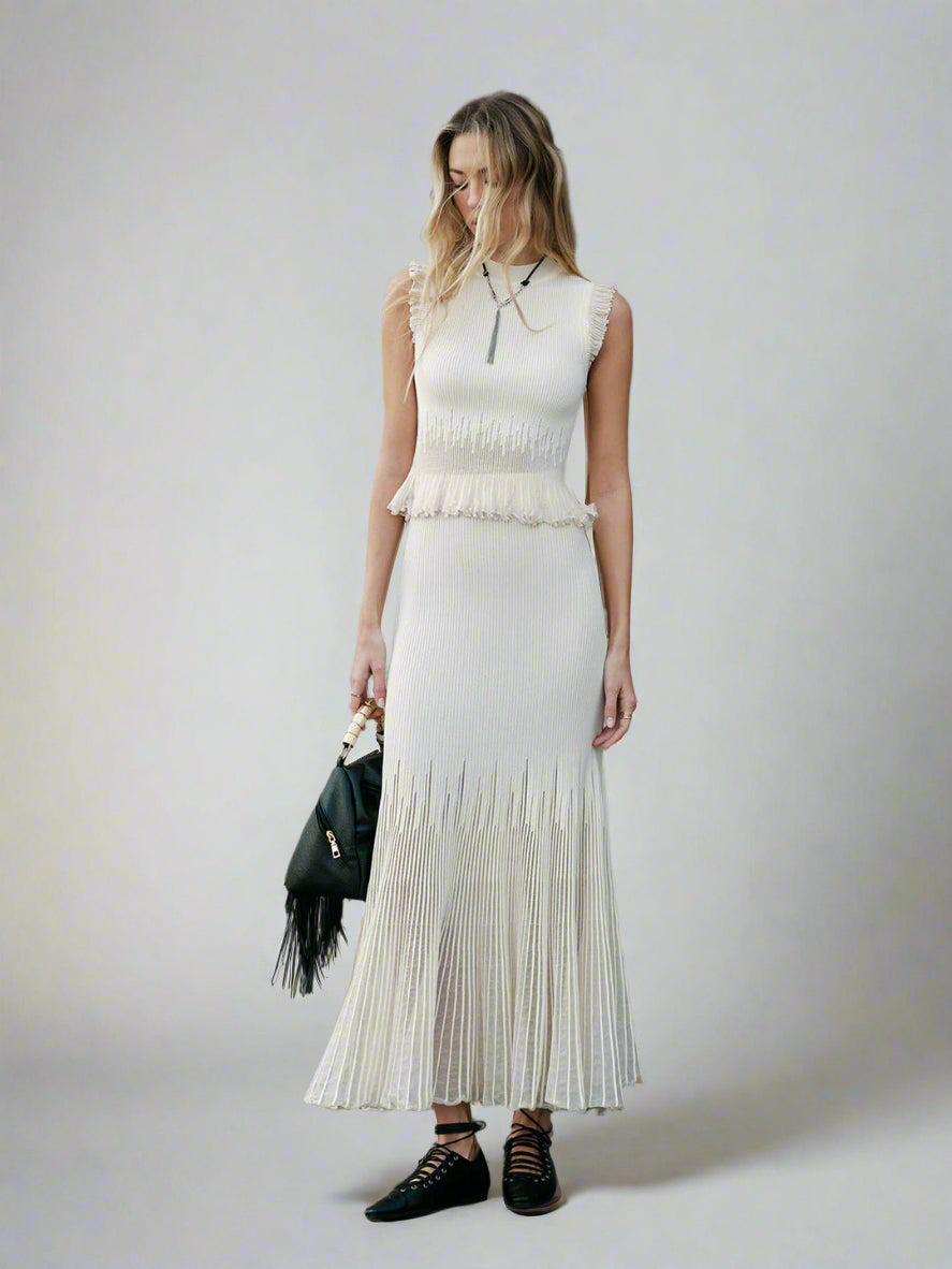 Luxurious pleated long skirt