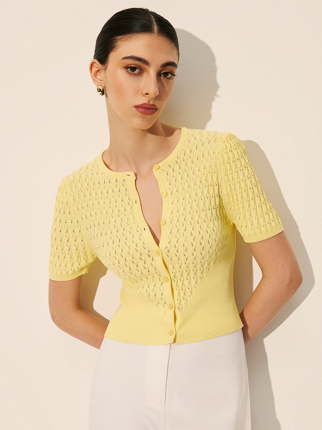 Short-sleeved knitted top with lace pattern