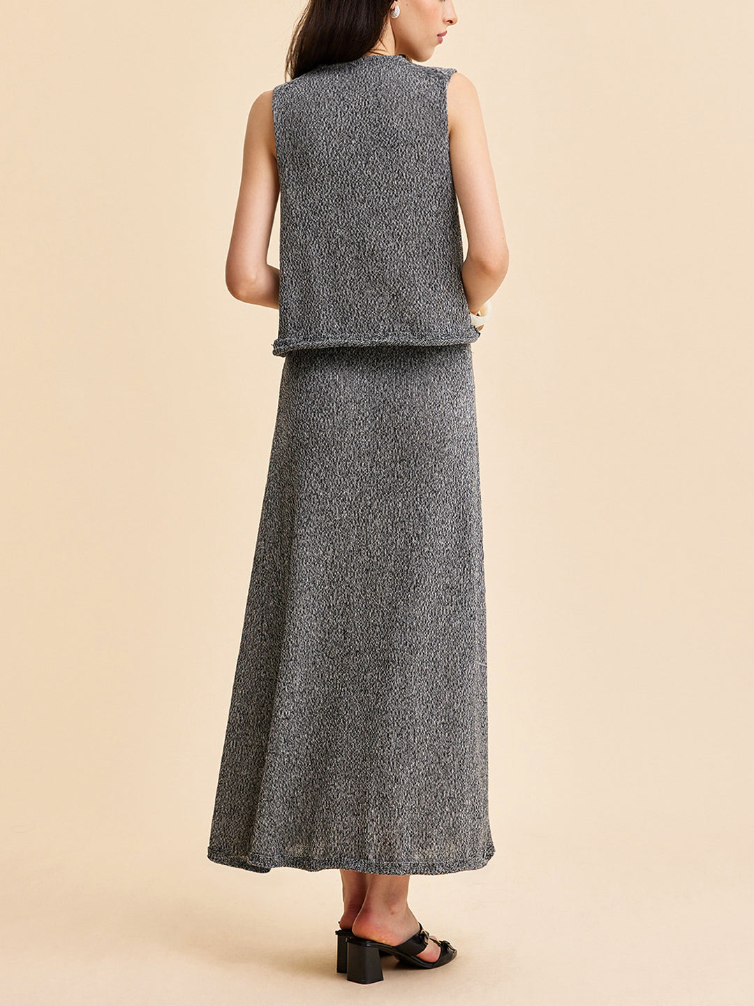 Gray set with sleeveless top and long skirt