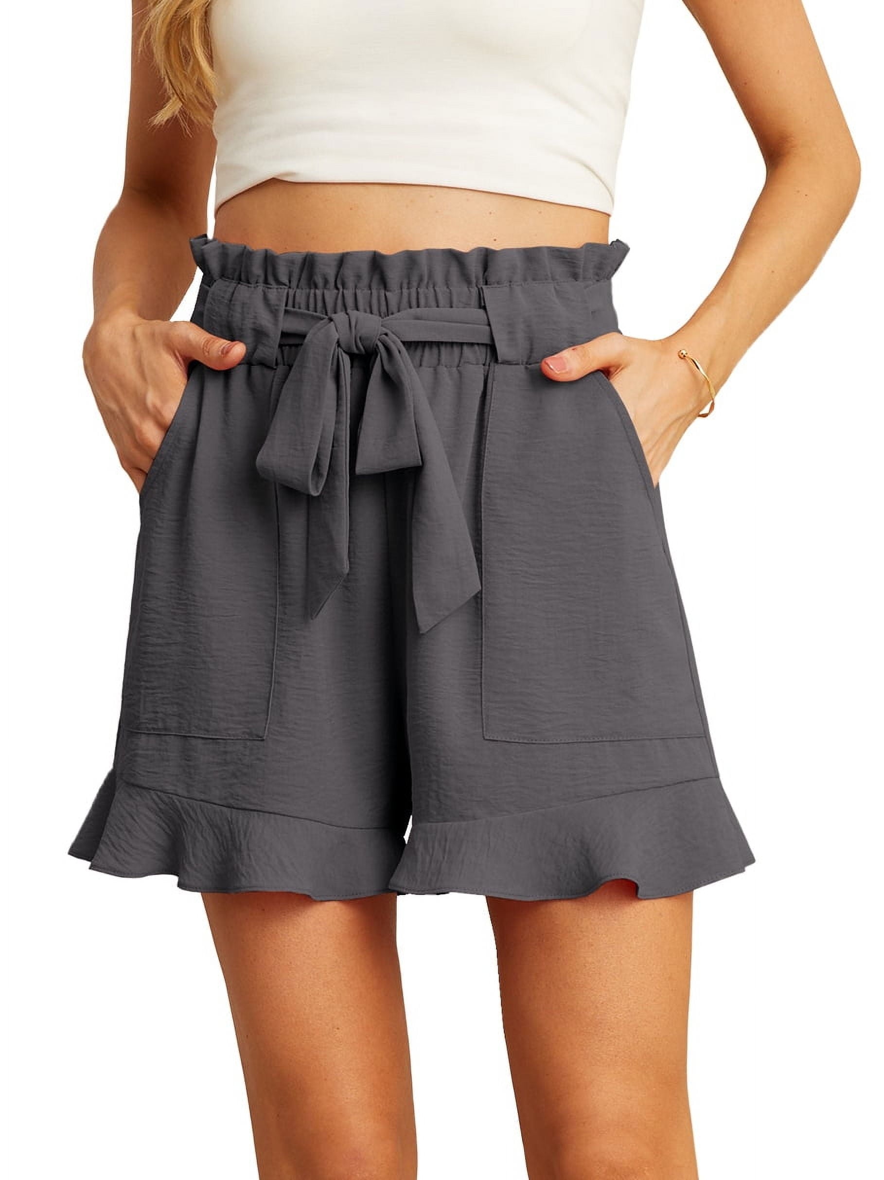 Pleated shorts with tie belt