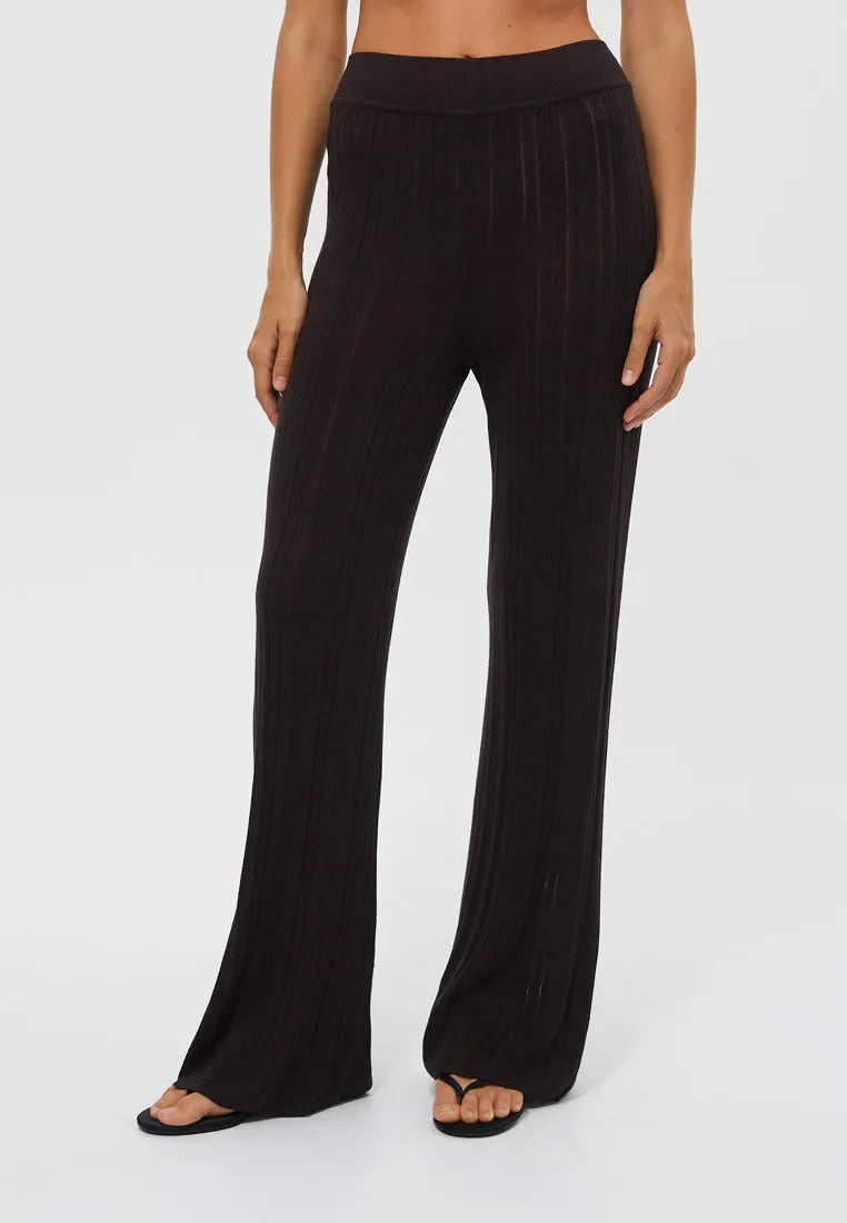 Wide and soft ribbed pants