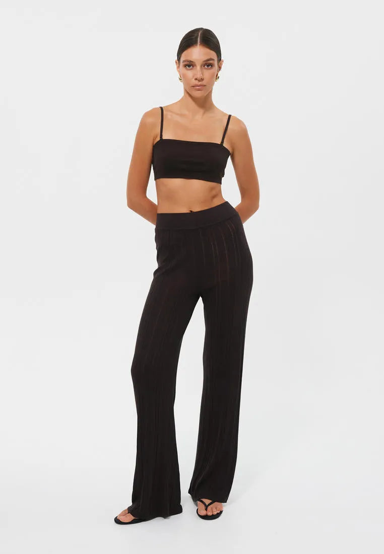 Wide and soft ribbed pants
