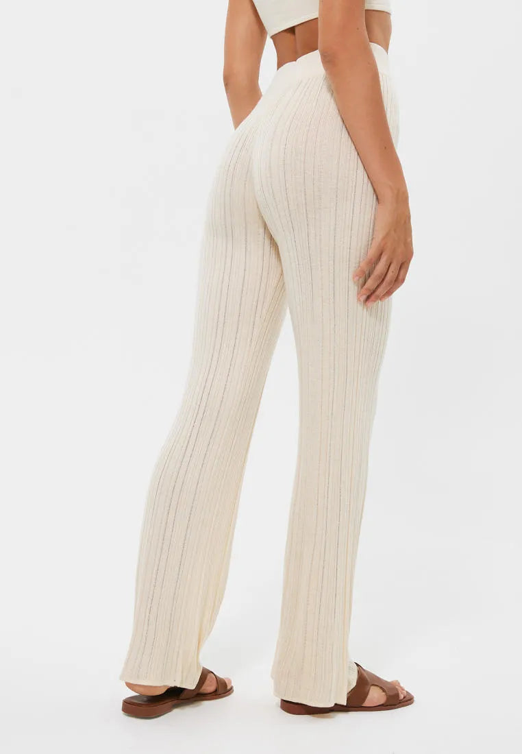 Wide and soft ribbed pants