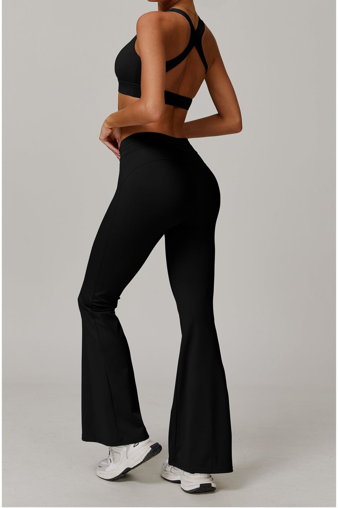 Sports set with vest, top and pants