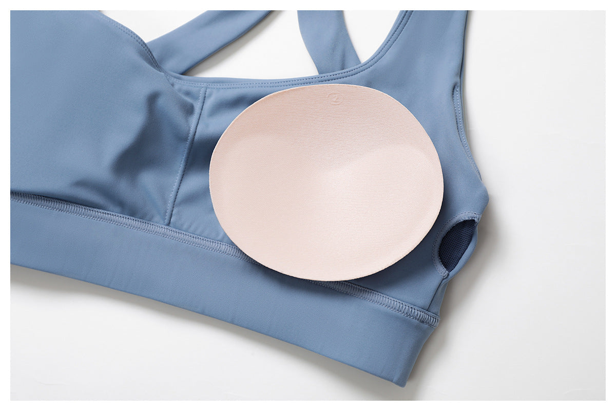 Sports set with vest, top and pants