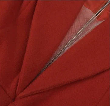 Röd elegant kavaj med öppna axlar