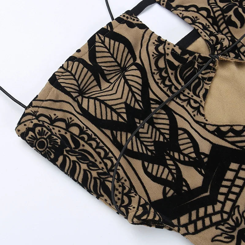 Rygglös bodycon-miniklänning med tryck