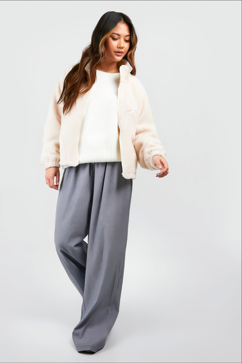 Kaia soft jacket with zipper and hood