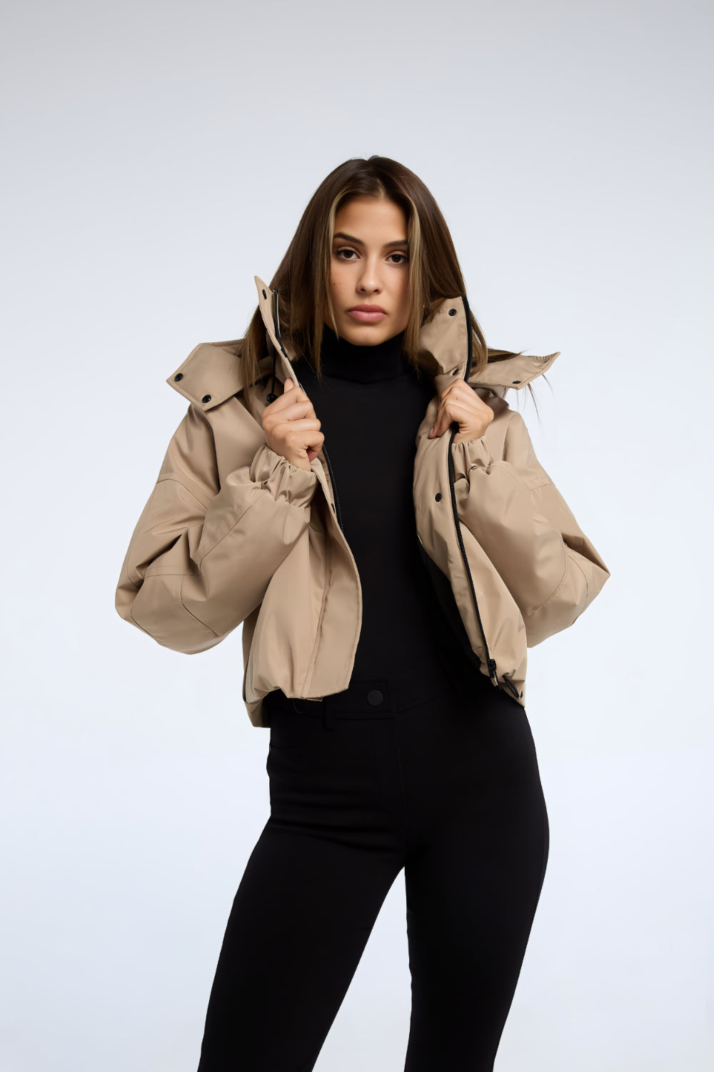 Short quilted windbreaker with hood