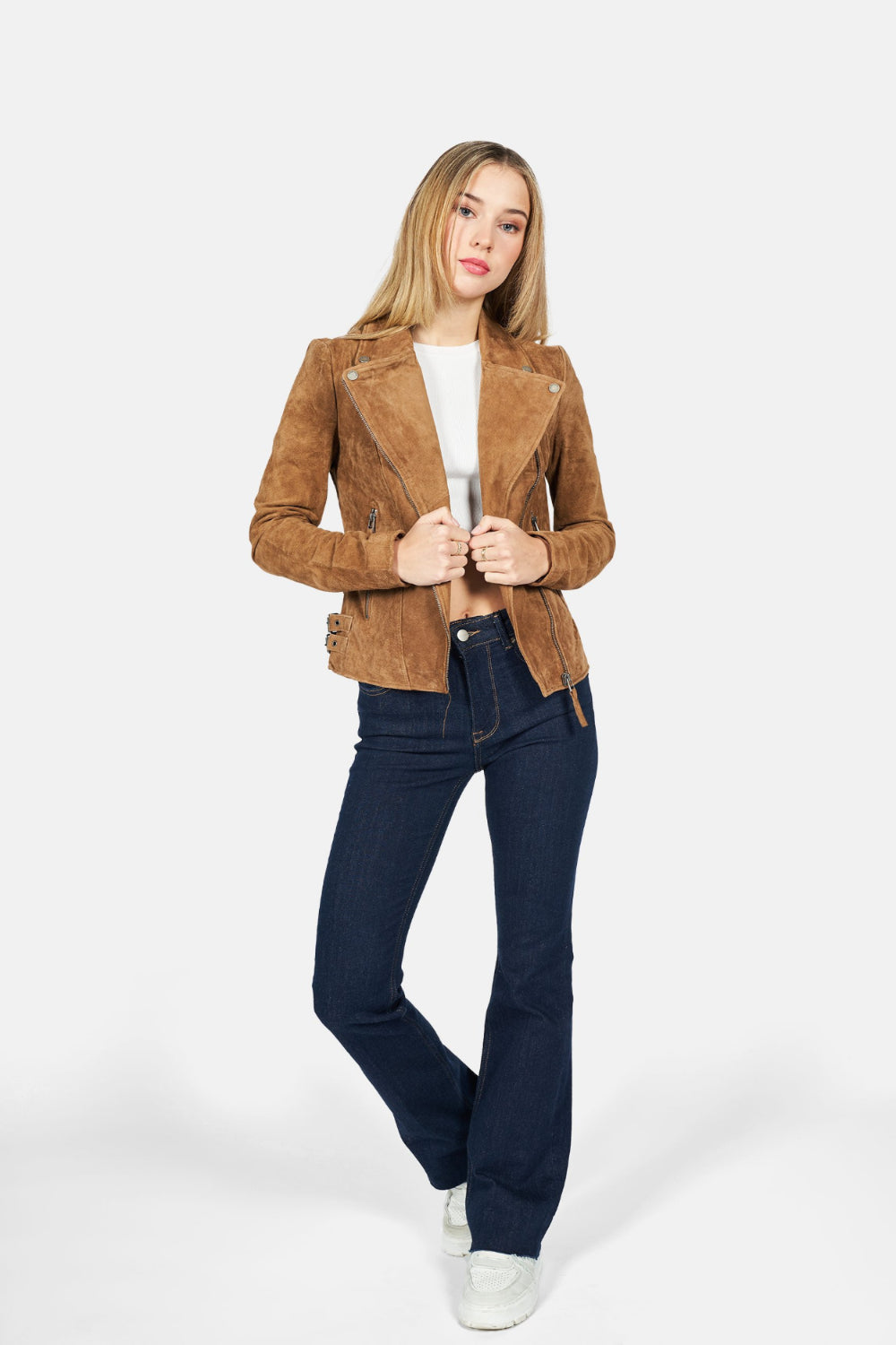 Short jacket with oblique zipper