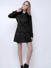 Elegant trench coat with belt