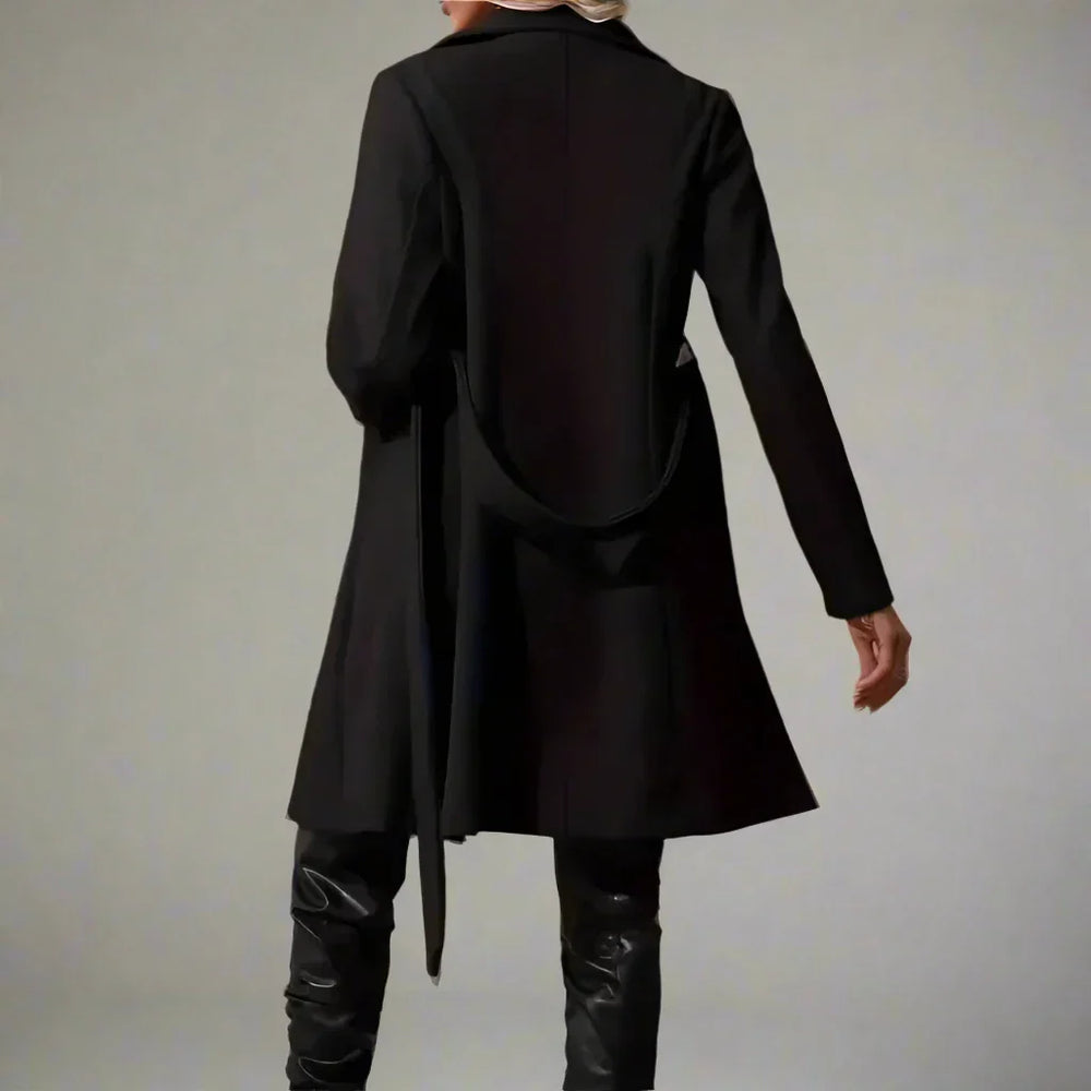 Svart överrock i ull