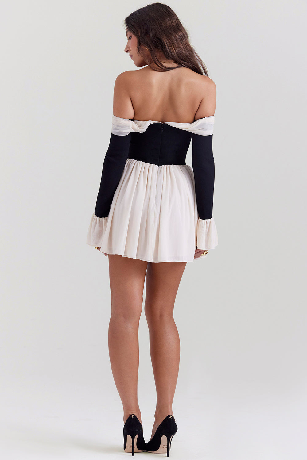 Off shoulder långärmad minidress